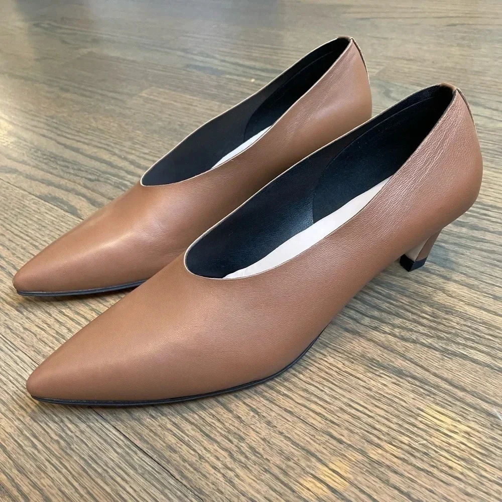 ALL BLACK Classic Leather Pumps Shoes Heels minimalist size EU 40